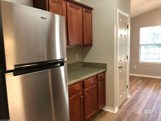 Photo - 9839 Hollowbrook Ave