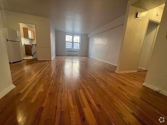 Building Photo - 1 bedroom in BRONX NY 10467 Unit 3C Rental