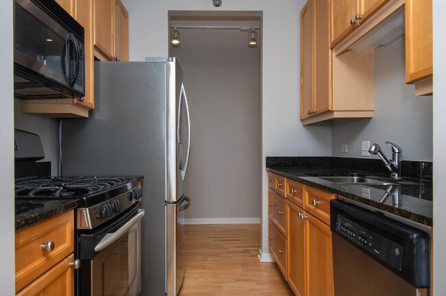 Photo - 301 W Ohio St Unit 1004