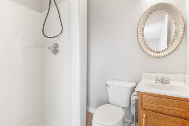 Photo - 1330 Burchett Dr