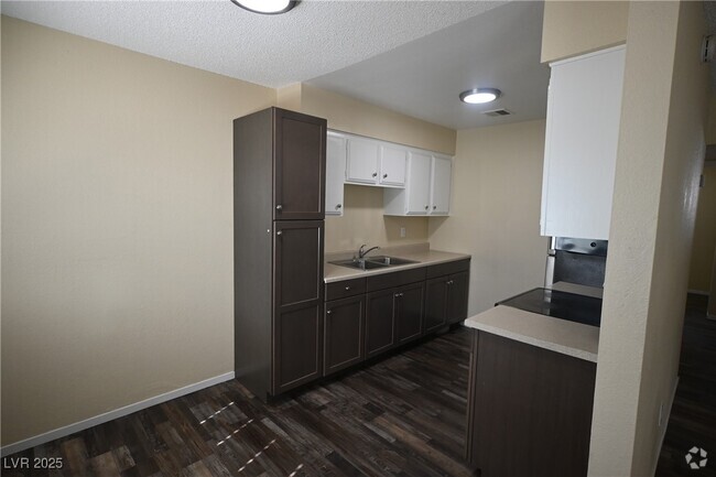 Building Photo - 2514 N McCarran St Unit 2 Rental