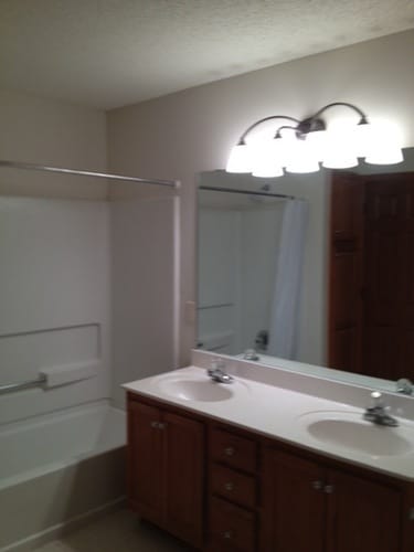 Photo - 633 Kingfisher Ln