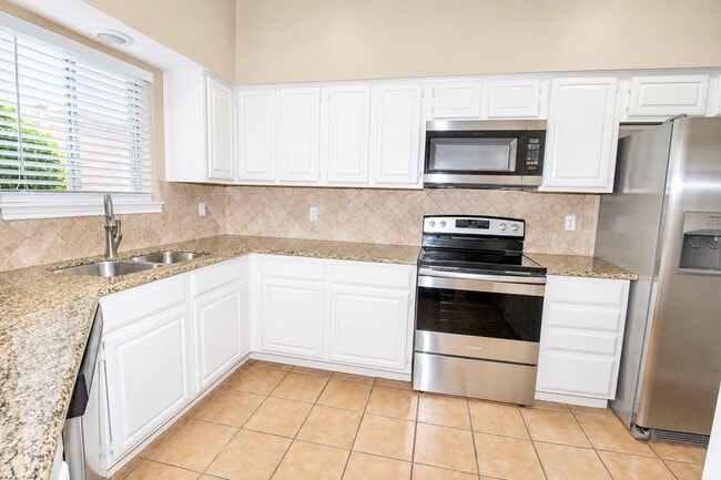 Photo - 5916 Woodway Place Ct