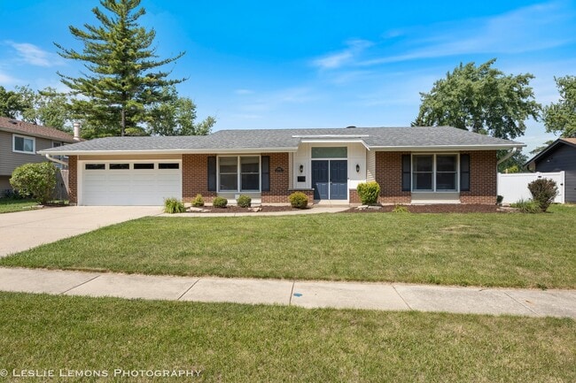 Building Photo - 6426 Taylor Dr Rental
