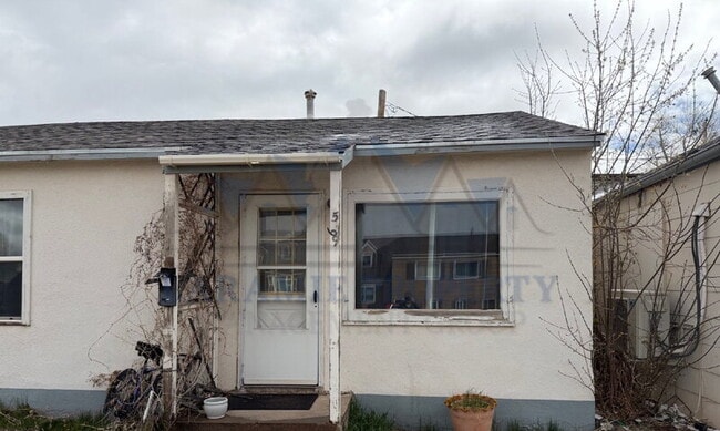 Building Photo - 569 N 13th St