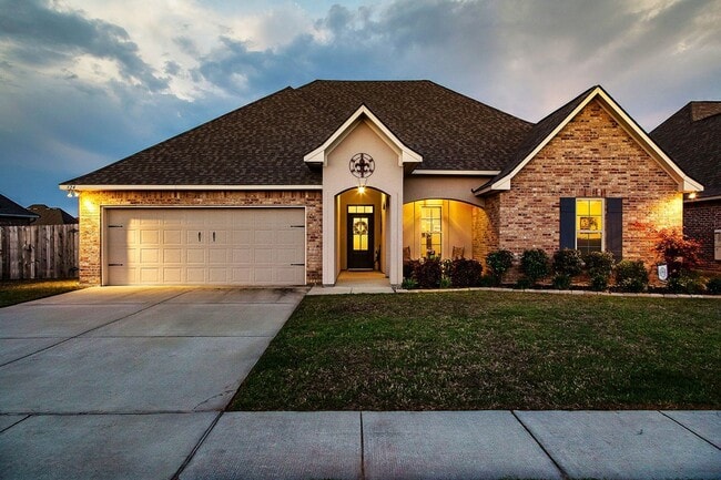 Photo - 324 Camelback Dr