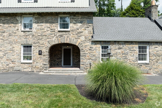 30 Black Creek