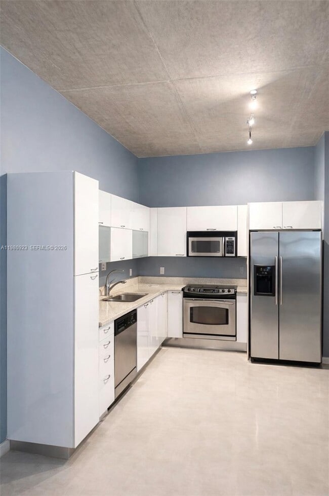 Photo - 234 NE 3rd St Unit 504