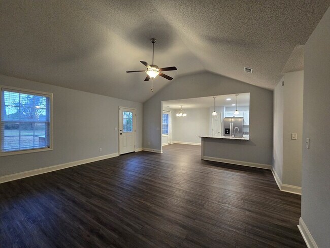 Photo - 982 Westfield Ct