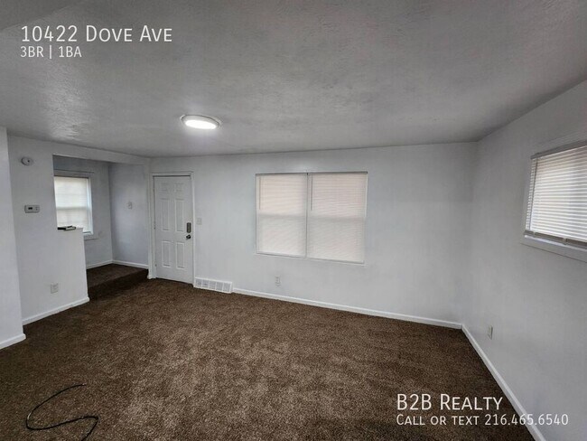Photo - 10422 Dove Ave