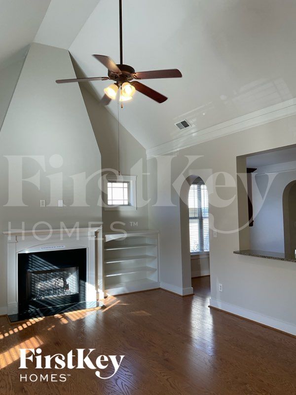 Photo - 129 Chelsea Station Dr