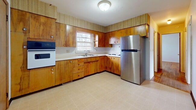 Photo - Available Now: 2 Bedroom Duplex North Ames