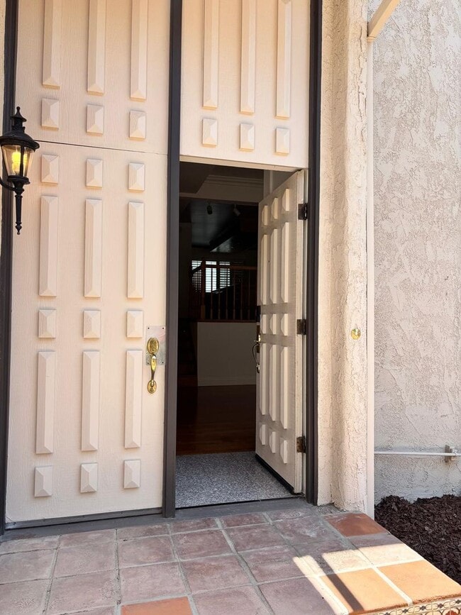 Welcome to this stunning 2 bedroom 2.5 bat... - Welcome to this stunning 2 bedroom 2.5 bat... Casa