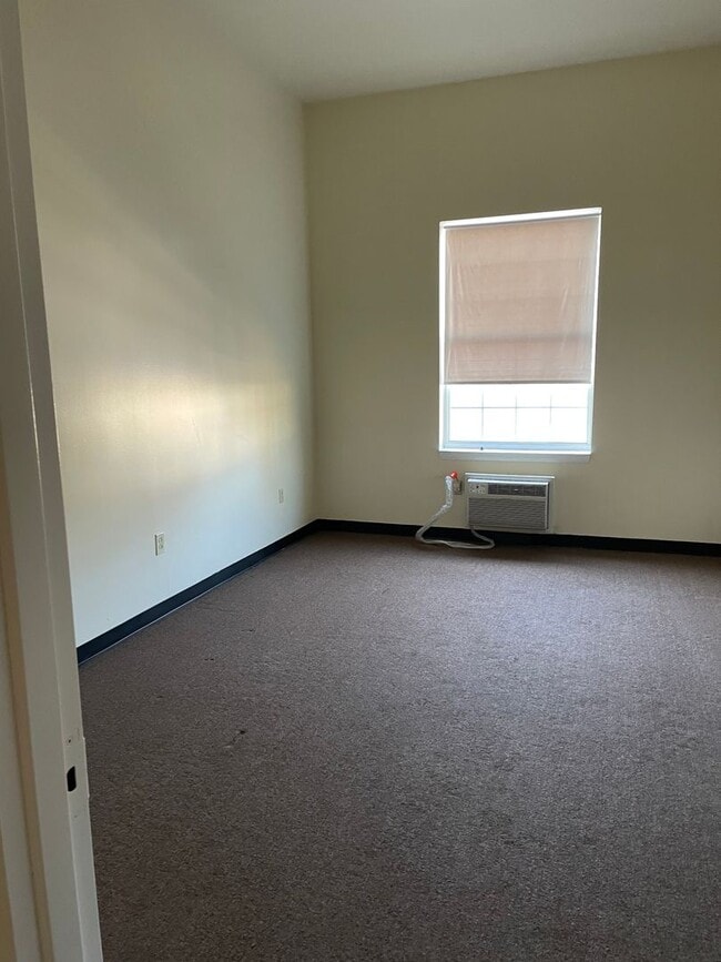 Photo - Cute 1 Bedroom Apartment in Senior Building Unidad 1-2N