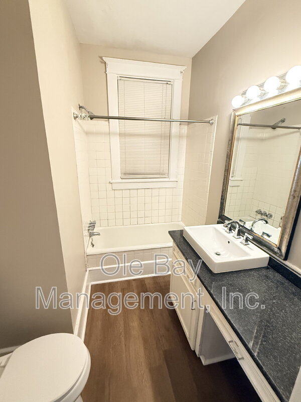 Photo - 7 S Monterey St Unidad #2