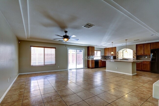 Photo - 6733 Lydian Ct