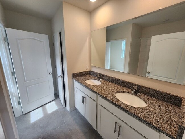 Photo - Great new Venetian Bay 3/2/2