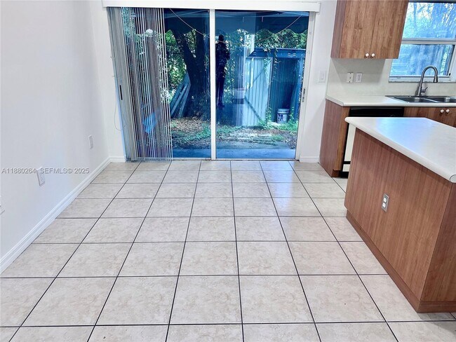 Photo - 1631 SE 30th St