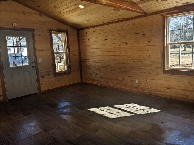 Photo - 1713 Black Zion Rd