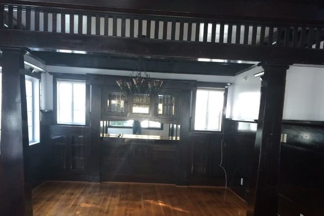 Photo - 5702 Carlton Way