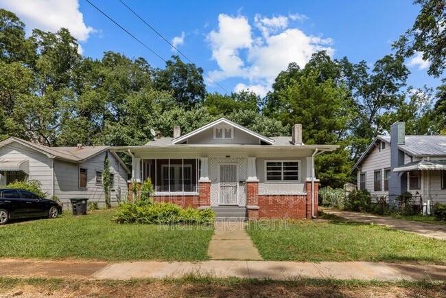 Building Photo - 1319 18th Way SW