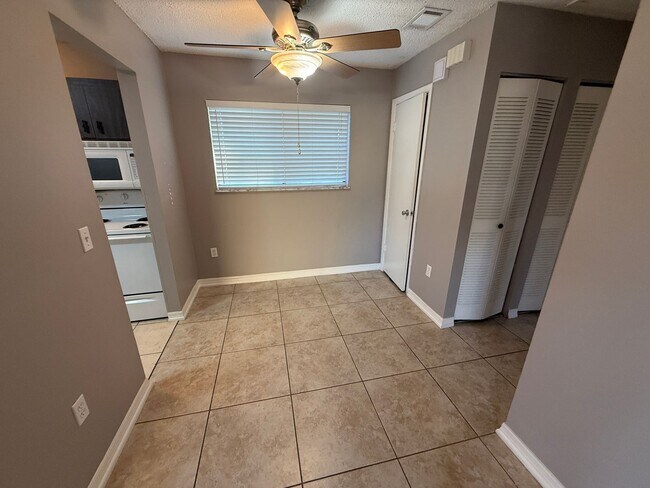 Photo - 1 Bedroom/1 Bathroom 1st Floor Villa in In...