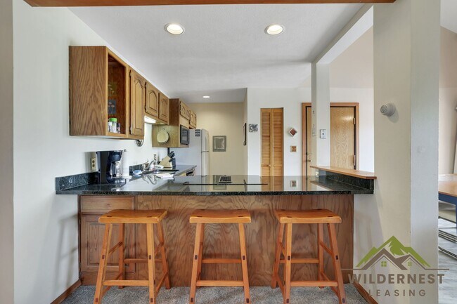 Photo - WINTER RENTAL Timber Ridge Condo - Nice 2 Bedrooms + Loft/3 Bathrooms & Incredible Views