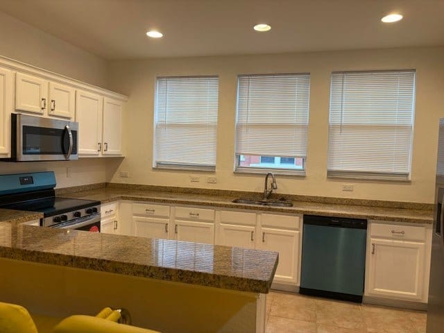 Photo - 833 Millbrae Ct