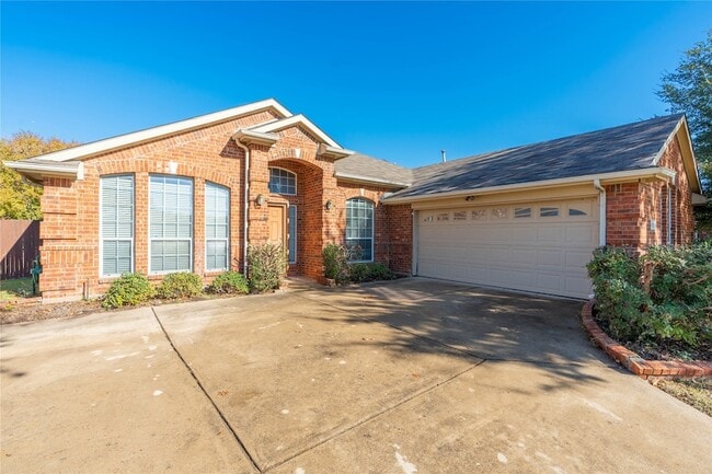 Photo - 15722 Wrangler Dr