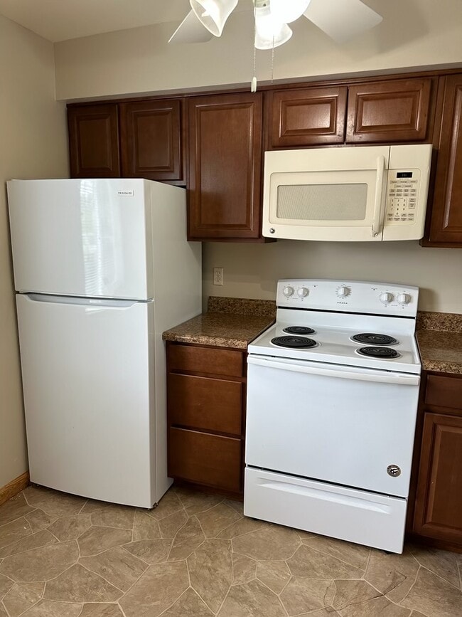 Photo - 2275 N Cable Rd Unit 166