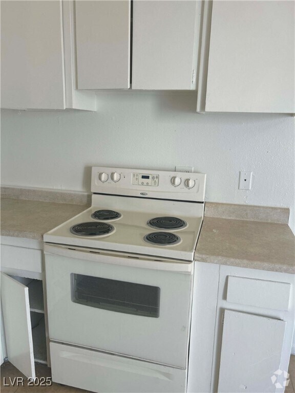 Building Photo - 6340 Casada Way Rental