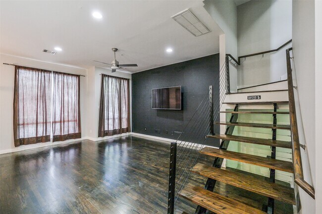 Photo - 5710 Winsome Ln
