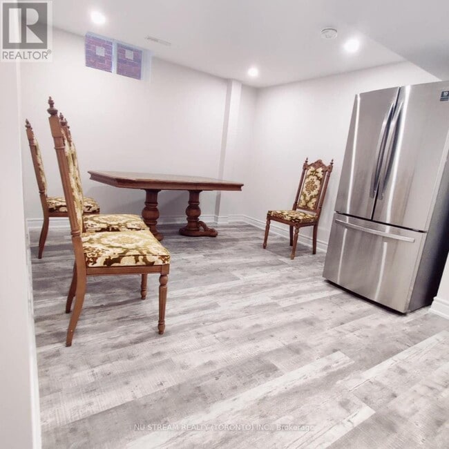 Photo - 217 Badessa Cir