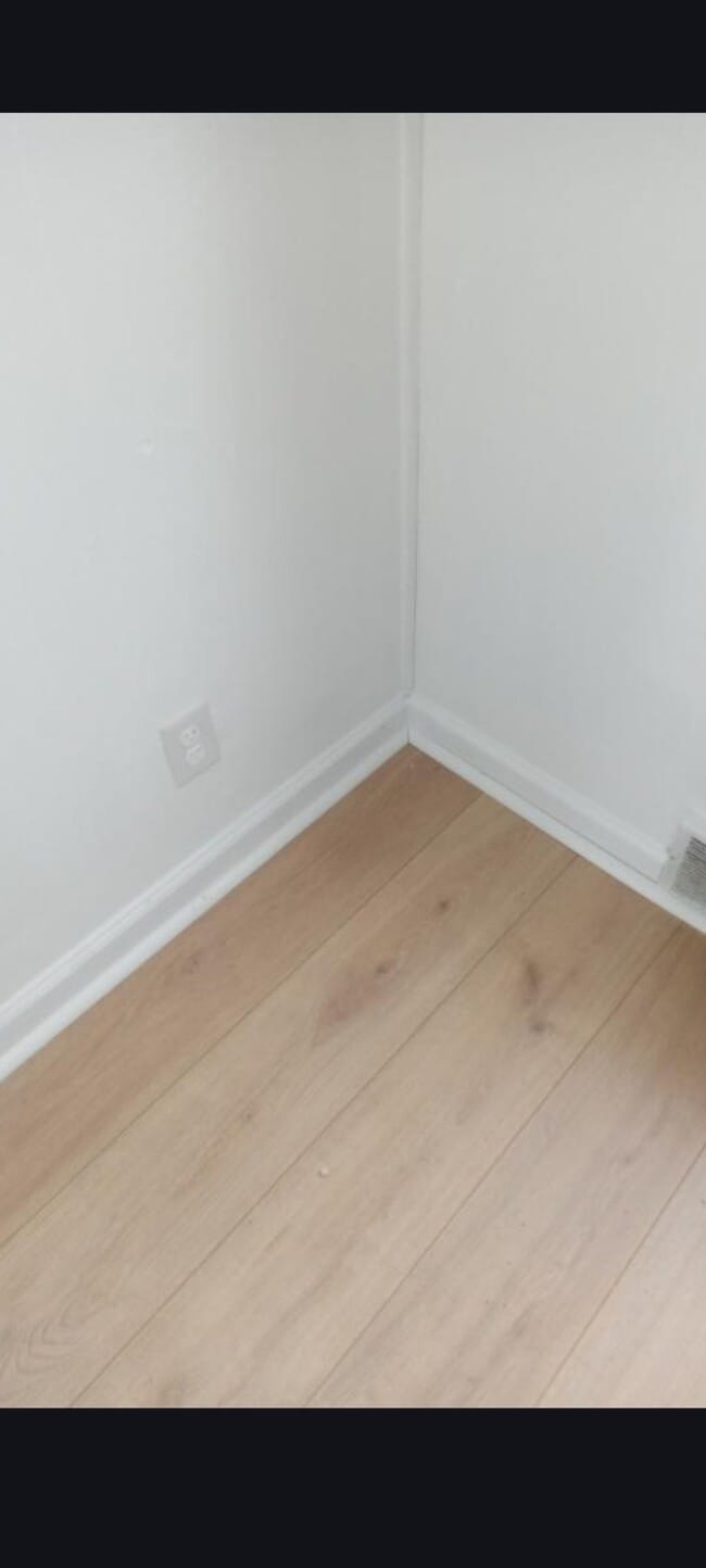 12 Brewster St