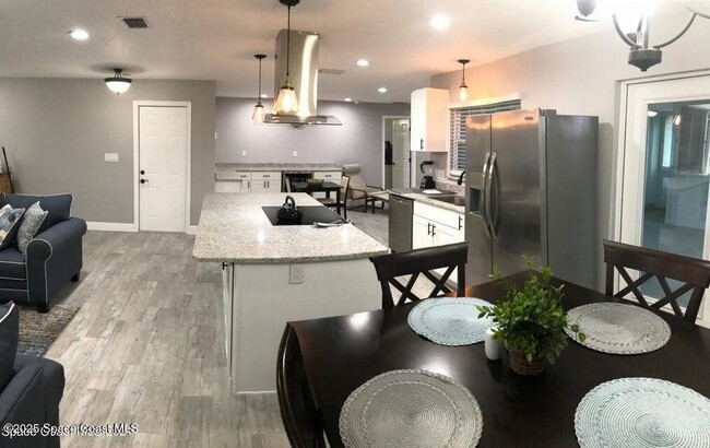 Photo - 360 Desoto Pkwy