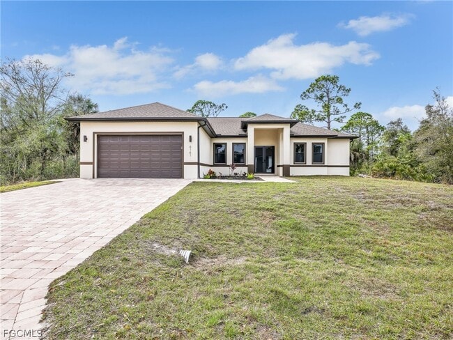 Photo - 6161 Feise St