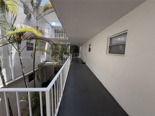 Photo - 4205 N University Dr Unit 202