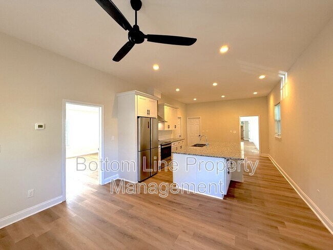 Photo - 1112 Pegram St