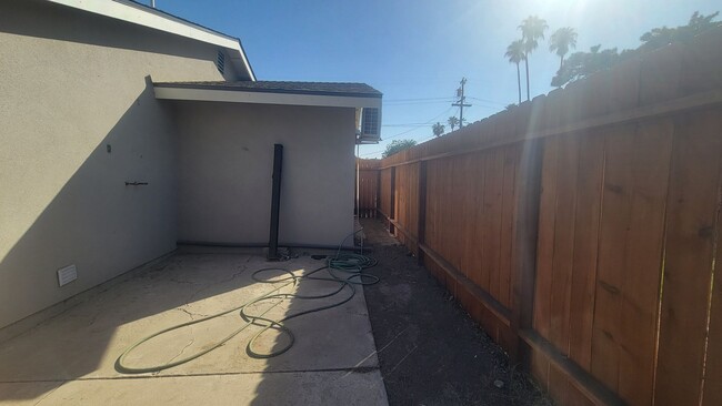 Photo - 2801 El Berrendo Ave Apartment Unit 2801  B El Berrendo Ave