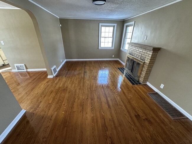 Photo - 2500 N 49th St