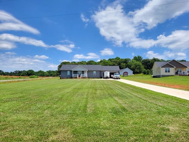 Photo - 1330 Daniels Rd