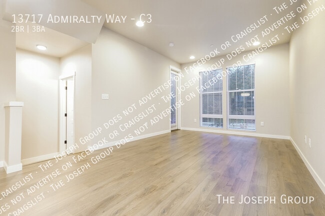 Photo - 13717 Admiralty Way