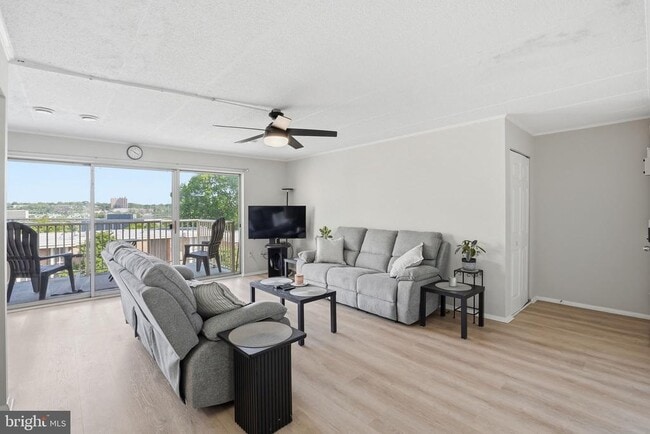 Photo - 2622 Fort Farnsworth Rd Unit 219 (1D)