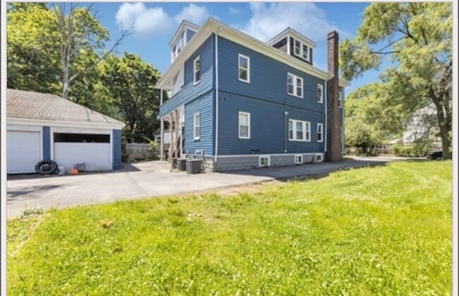 35 George St Unit 2