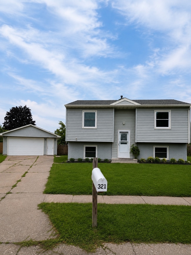 Building Photo - 321 W 19th Ave Ct