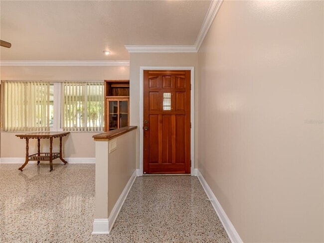 Photo - 907 Hillside Terrace