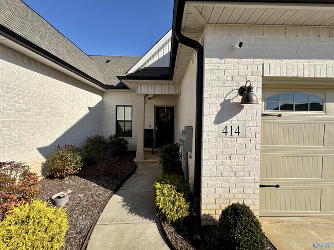 Photo - 414 Raleigh Elm Dr