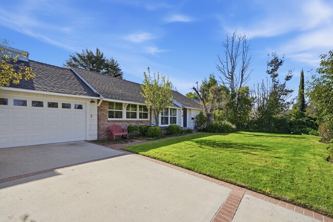 Photo - 16146 Otsego St