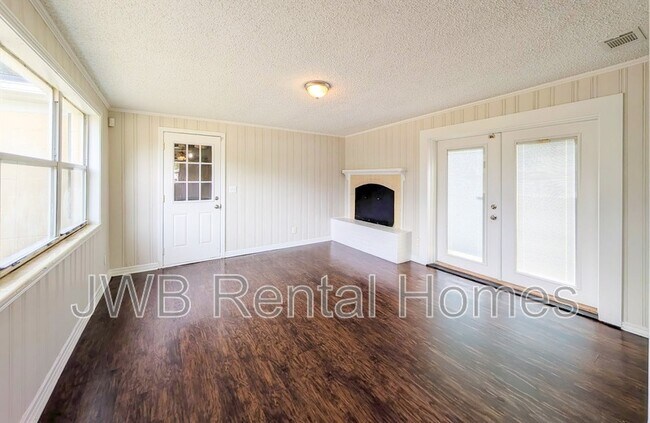Photo - 10561 Ashby Rd