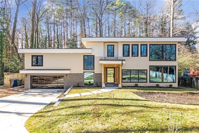 Building Photo - 3626 N Stratford Rd NE